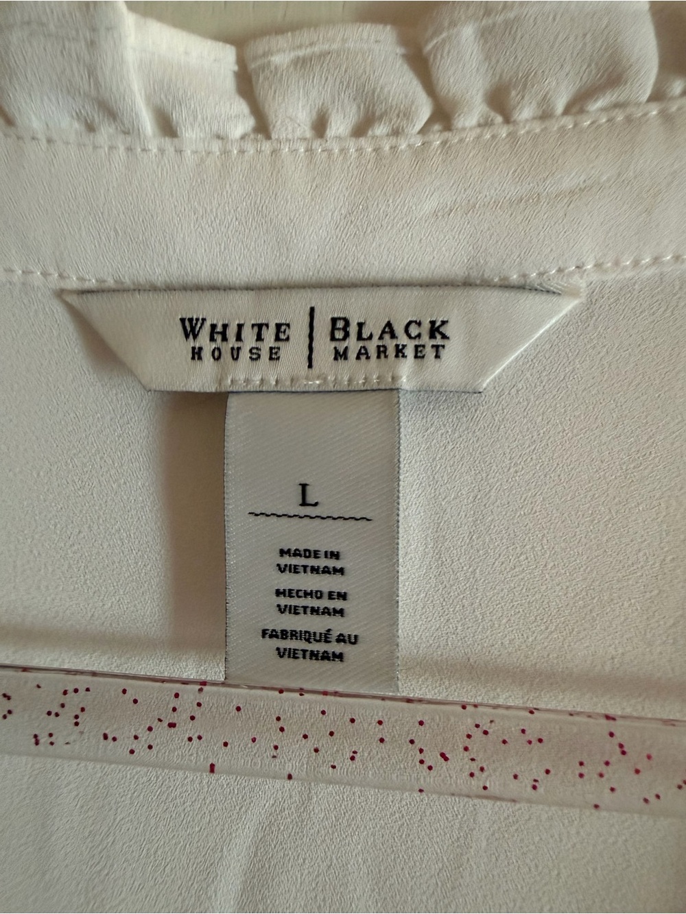 White House Black Market Cream Ruffle V-Neck Button-Trim Blouse - Picture 4 of 6